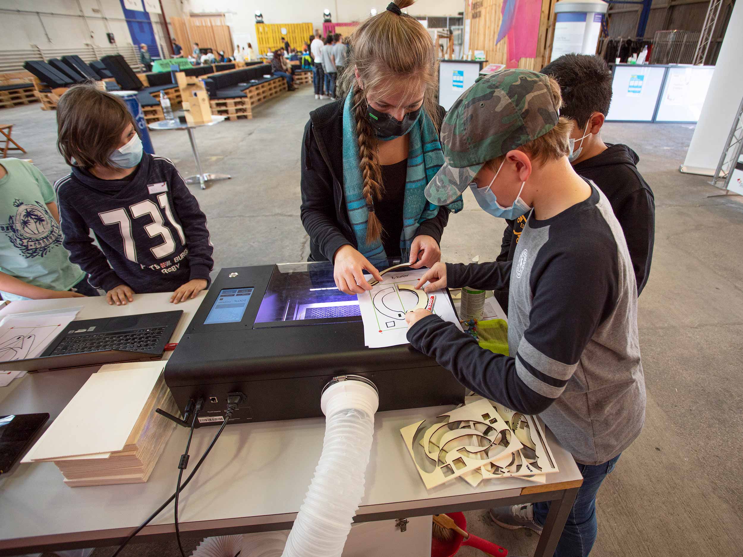 Schüler:innen im Workshop